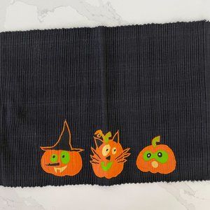 4pcs Halloween themed embroidered place mats